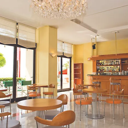 Hotel Bleues Modigliani Paris